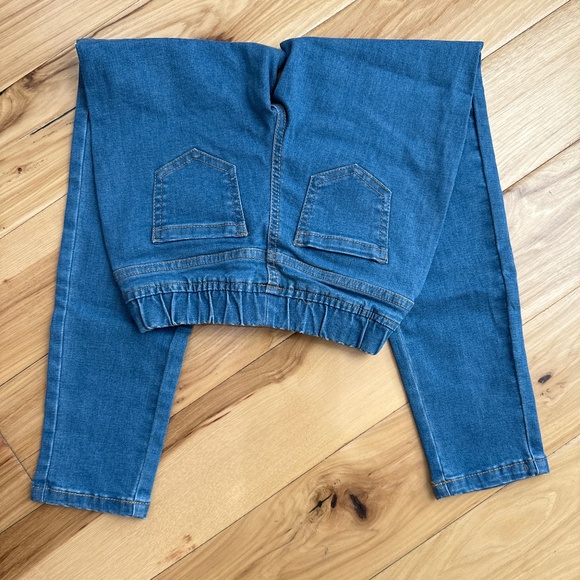 Jeans - Picture 3 of 3